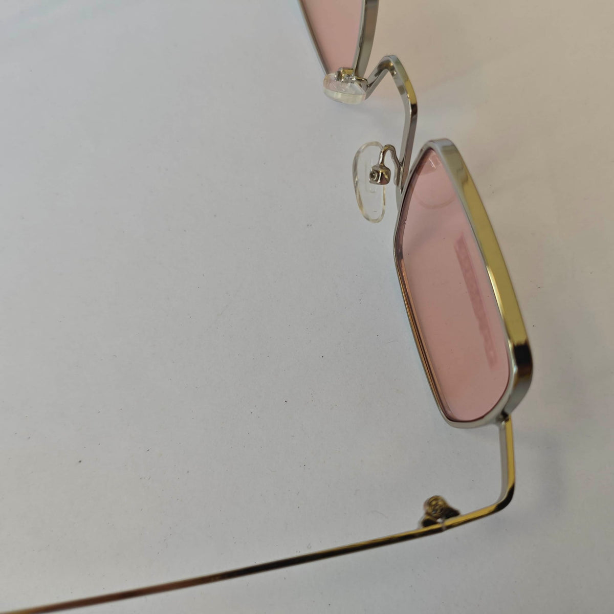 Occhiali per emicranici rosa Modello 268948 di Epumo